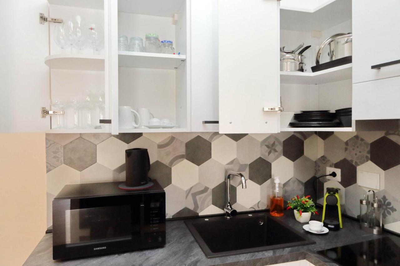 רומא 4Bnb - Cozy Albornoz Flat מראה חיצוני תמונה